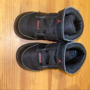 Black Jordan sneakers size 7c